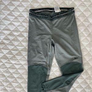 Nike leggings
